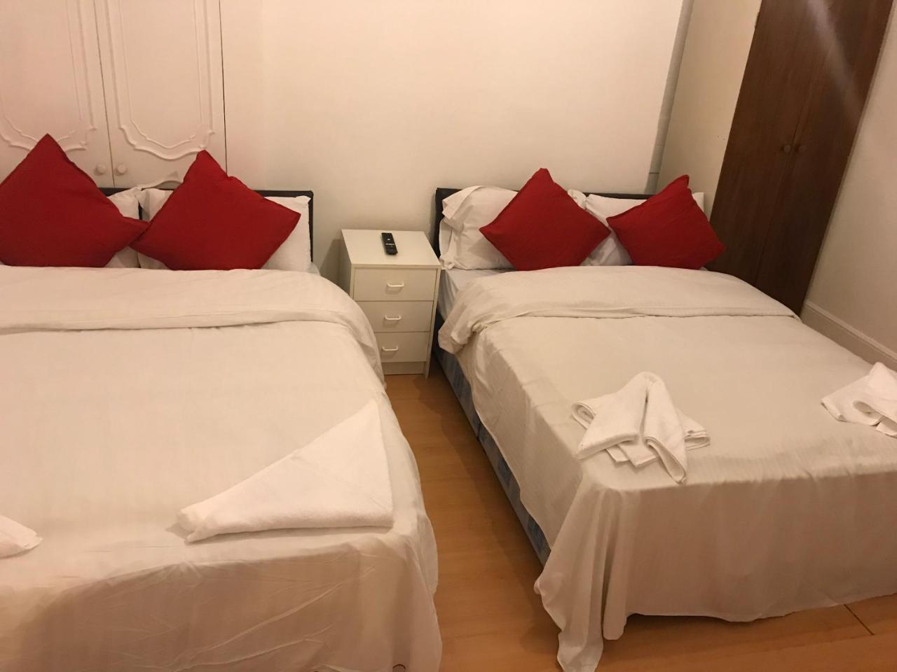 لندن Poplar Guest House المظهر الخارجي الصورة