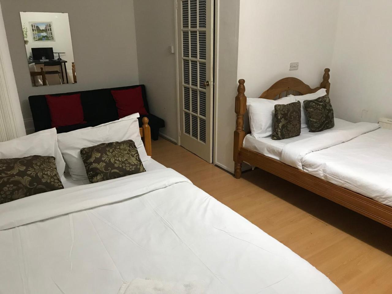 لندن Poplar Guest House المظهر الخارجي الصورة