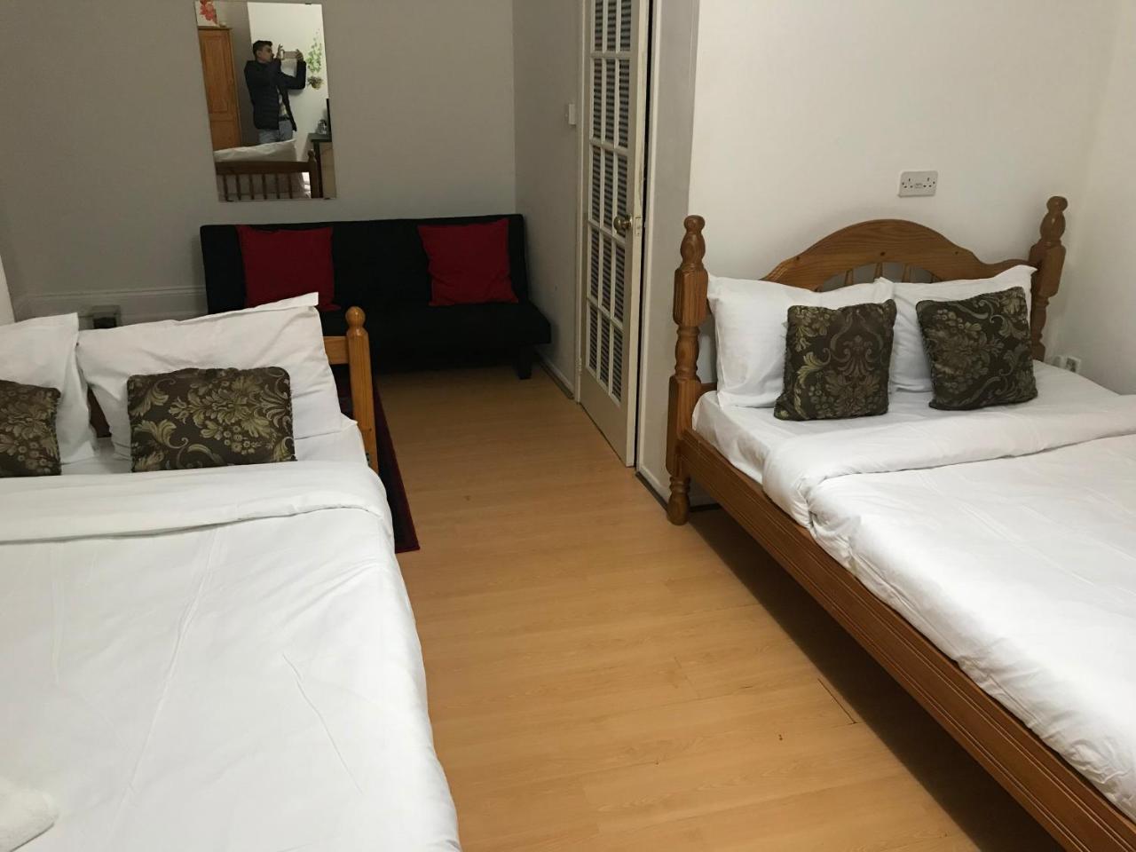 لندن Poplar Guest House المظهر الخارجي الصورة