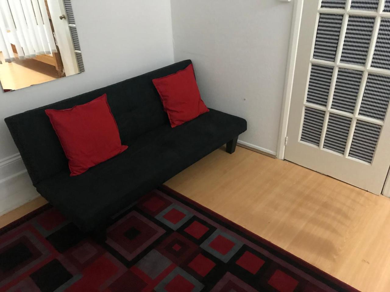 لندن Poplar Guest House المظهر الخارجي الصورة