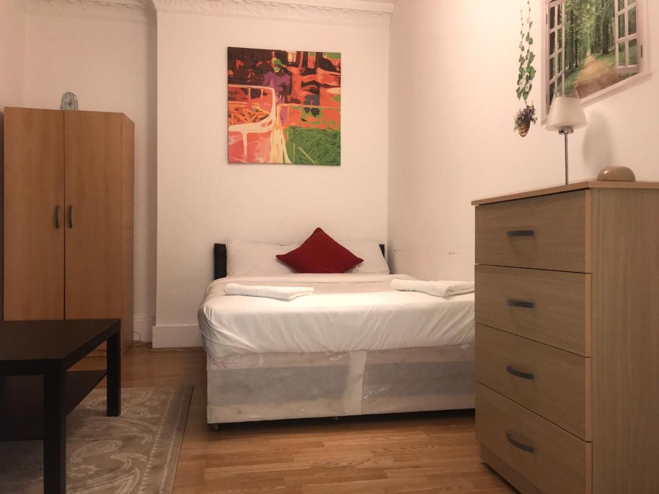 لندن Poplar Guest House المظهر الخارجي الصورة