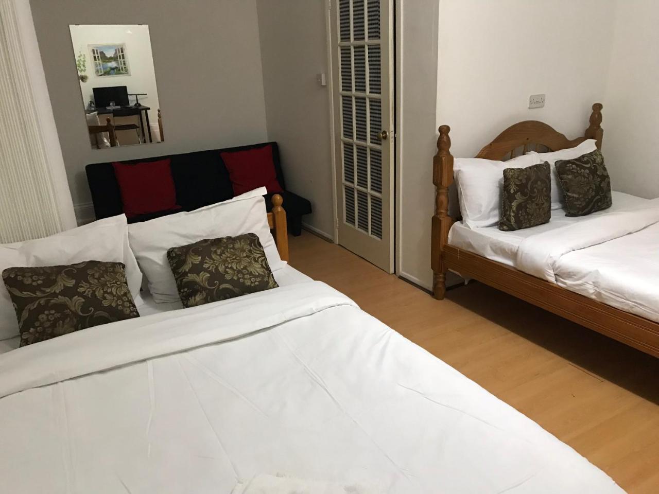 لندن Poplar Guest House المظهر الخارجي الصورة