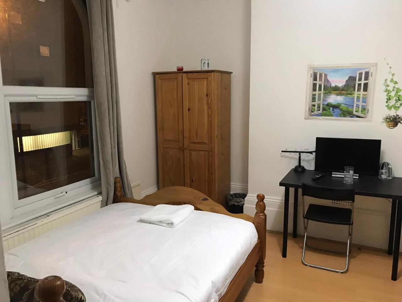 لندن Poplar Guest House المظهر الخارجي الصورة